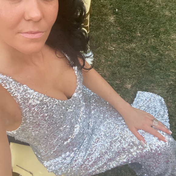 Badgley Mischka Silver Gown Size 4 - Picture 11 of 13